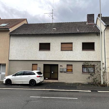 Bonn-Beuel Zentrale Ferienwohnung Mit Parkplaetzen Exteriör bild