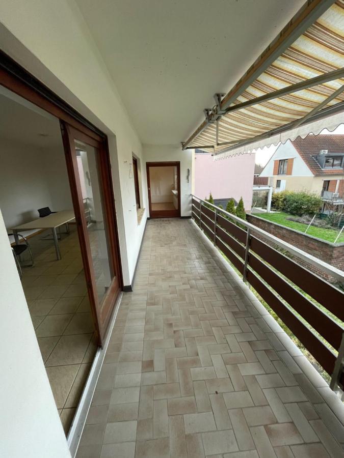 Bonn-Beuel Zentrale Ferienwohnung Mit Parkplaetzen Exteriör bild