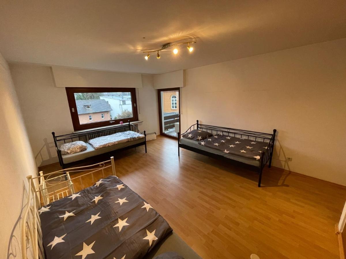 Bonn-Beuel Zentrale Ferienwohnung Mit Parkplaetzen Exteriör bild